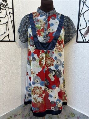 Moon sheer multicolor short sleeve tunic mini dress. Size M.